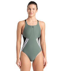 Arena Women's Stripe Pro Back One Piece Swimsuit